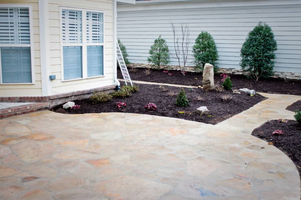 Natural flagstone patio Brentwood