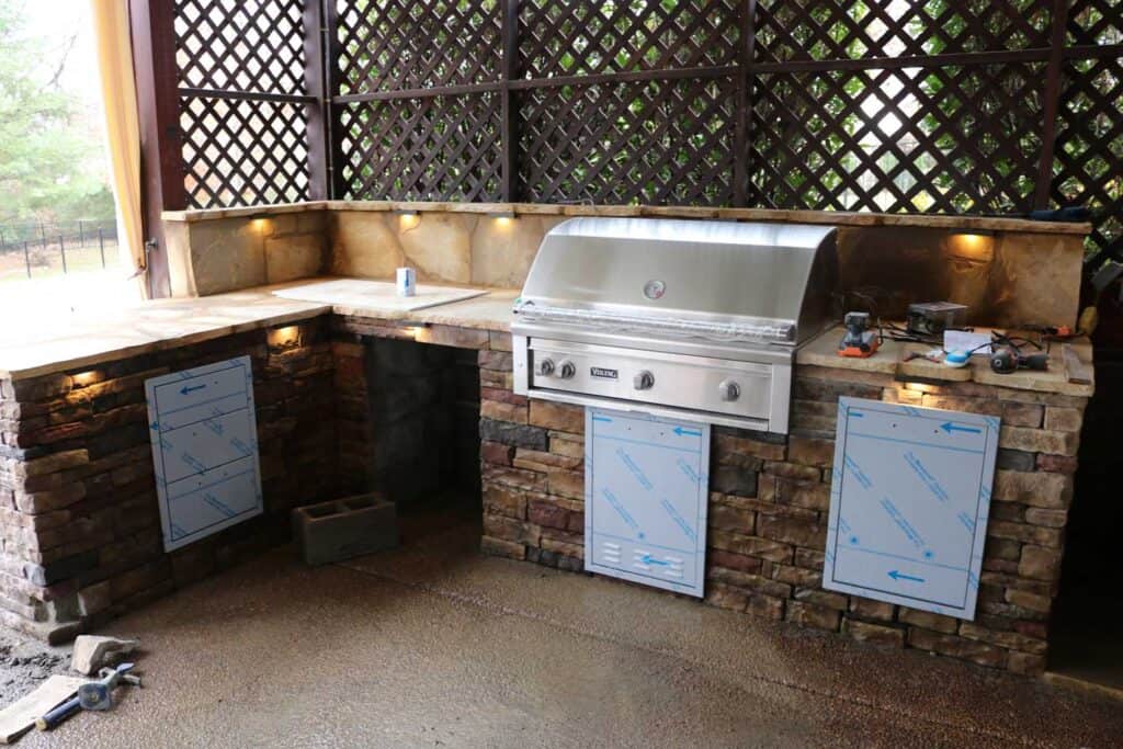 Flagstone outdoor kitchen spring hill tennessee